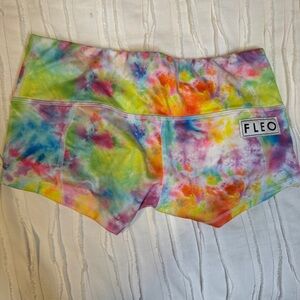 Fleo Shorts
